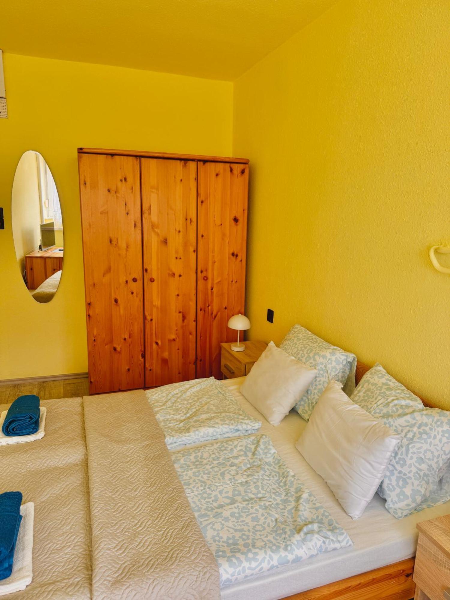 Sailor'S Apartman Siófok Exterior foto